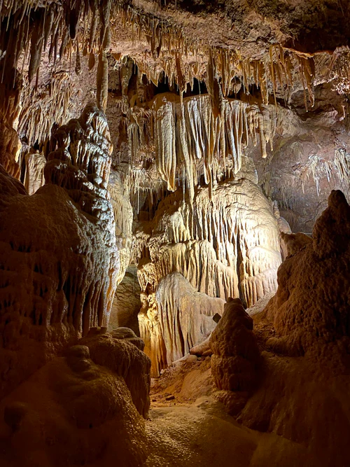 Natural Bridge Caverns in სენ-ანტონი — ბუნებრივი საოცრება