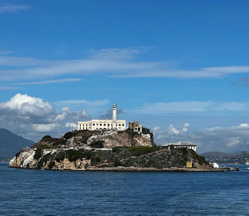 Alcatraz Island in সান ফ্রান্সিসকো — ঐতিহাসিক স্থান