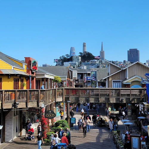 PIER 39 — Zabytkowy obiekt, rated 4.6/5