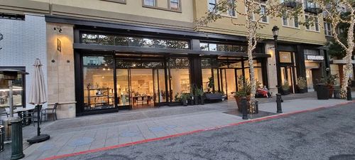 Santana Row — ბაზარი, rated 4.5/5