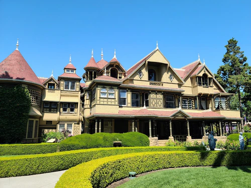 Winchester Mystery House — ისტორიული ადგილი, rated 4.5/5