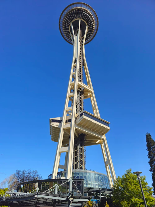 Space Needle in সিয়াটল — দৃষ্টিপথ