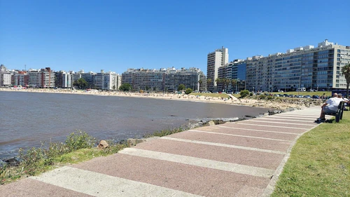 Rambla de Pocitos, rated 4.7/5