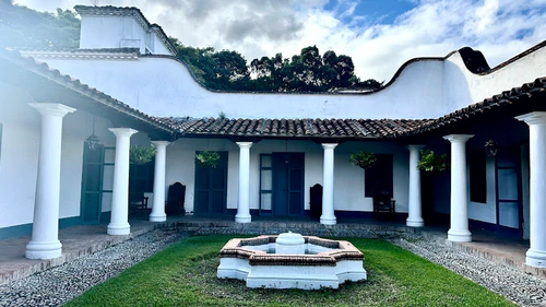 হাসেন্ডালা ভেগা in Caracas — ঐতিহাসিক স্থান