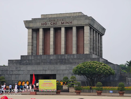 Het Mausoleum van Ho Chi Minh in Hanoi — Historische plek