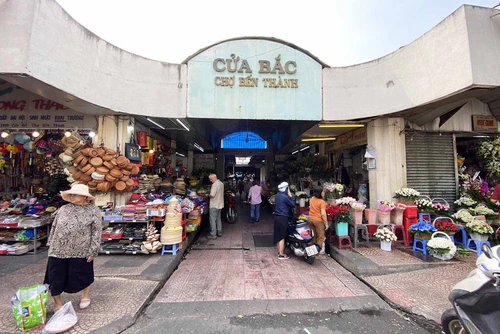 Ben Thành-markt — Markt, rated 4/5