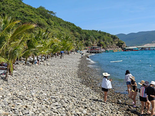 Bai Tranh Beach in Nha Trang