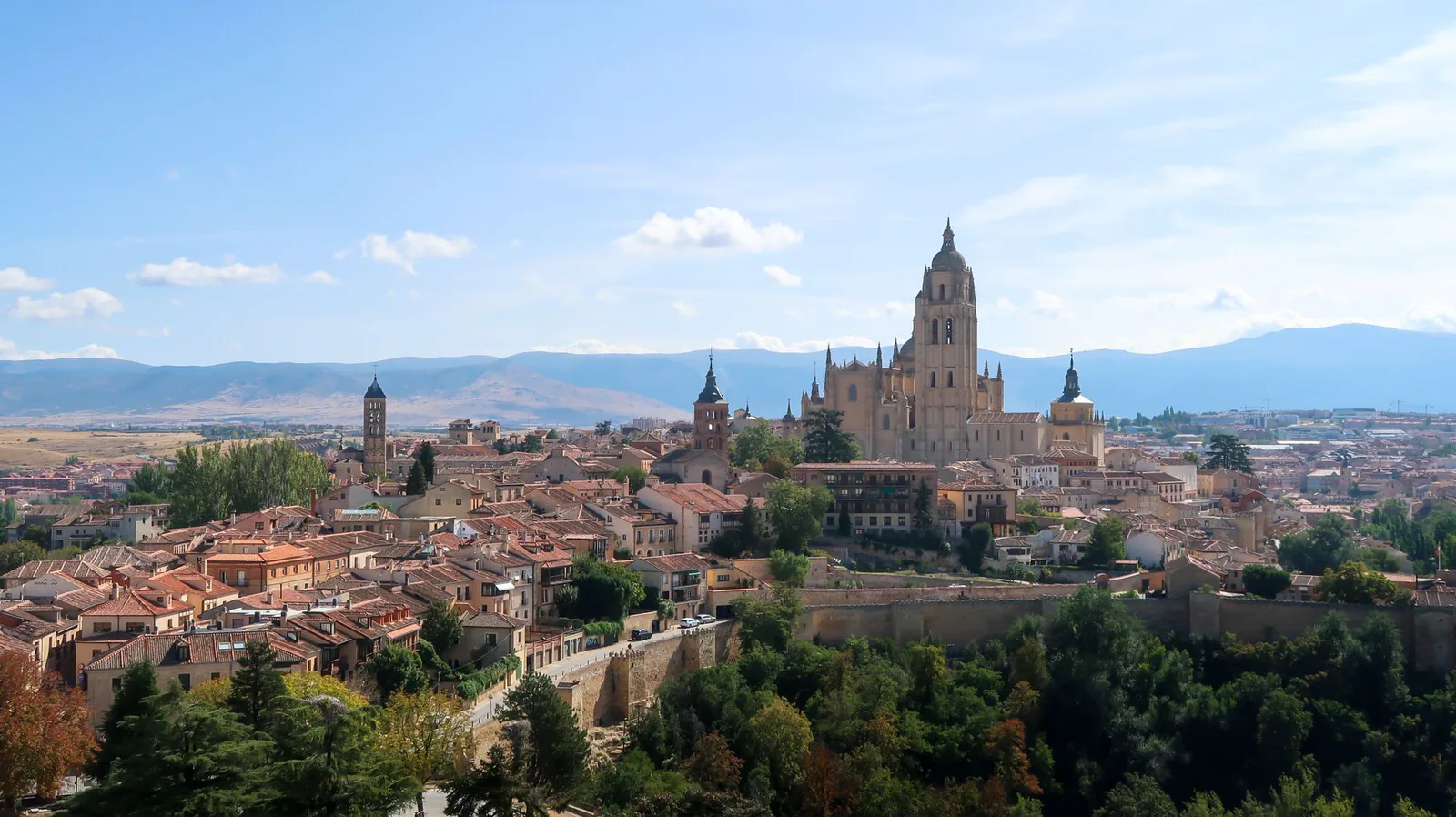 Segovia travel guide
