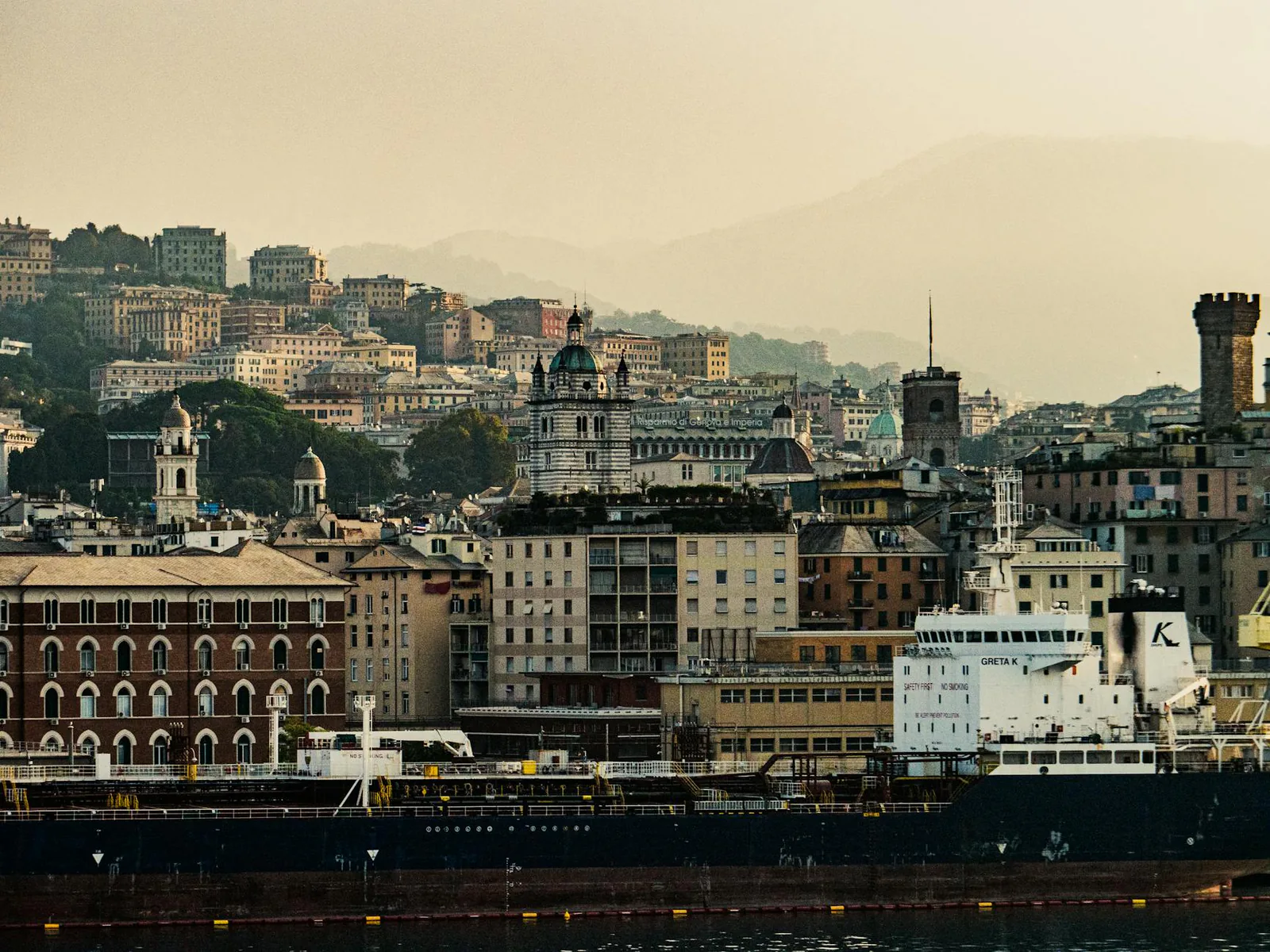 Genua travel guide