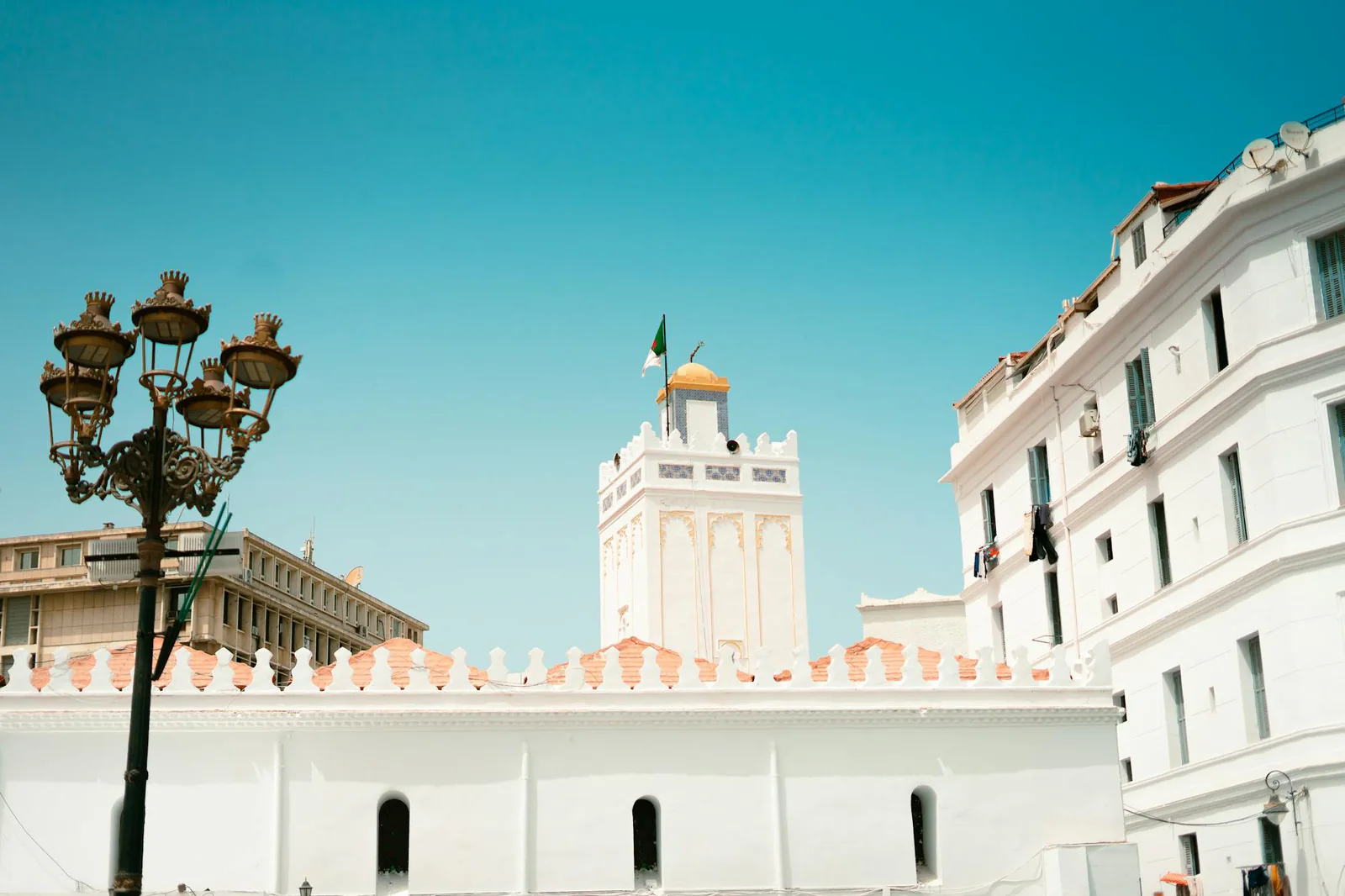 Algiers travel guide