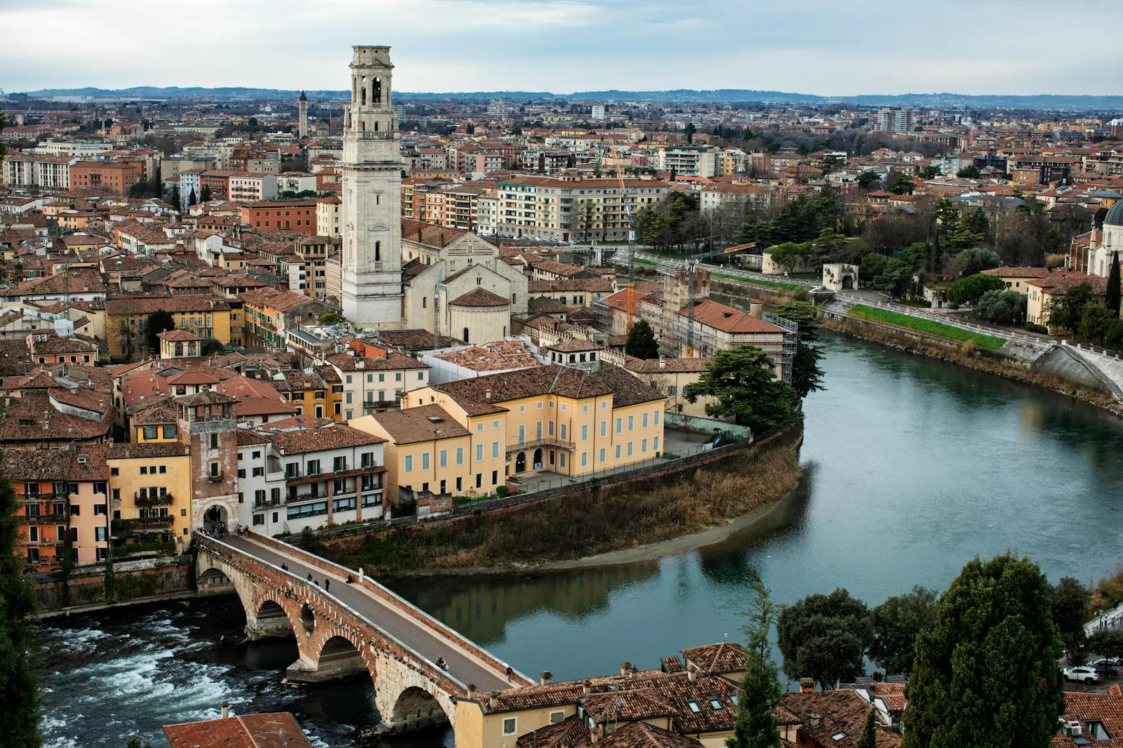 Verona travel guide