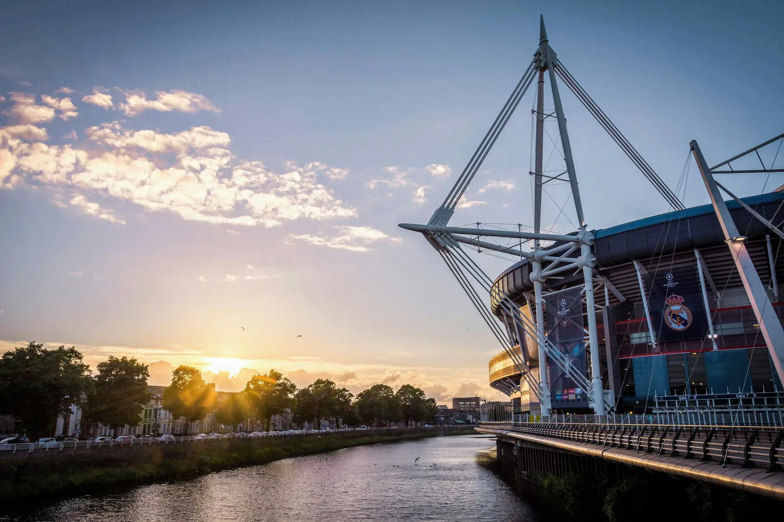 Cardiff travel guide