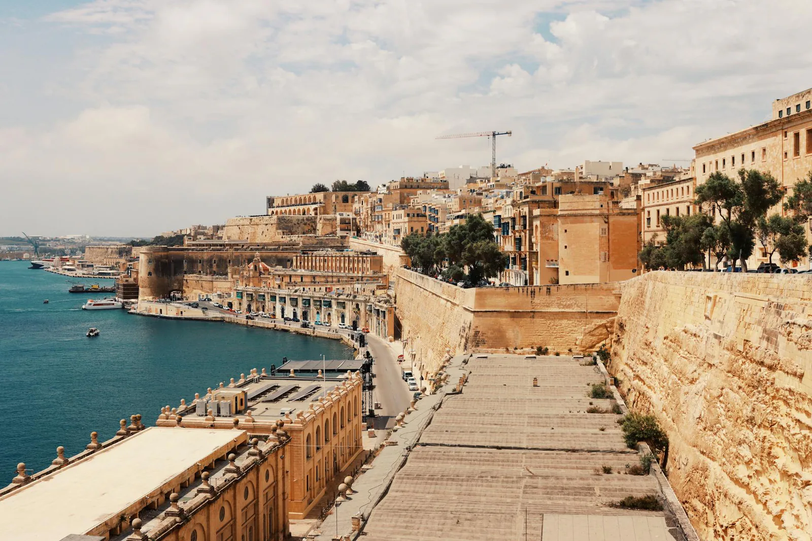 Valletta travel guide