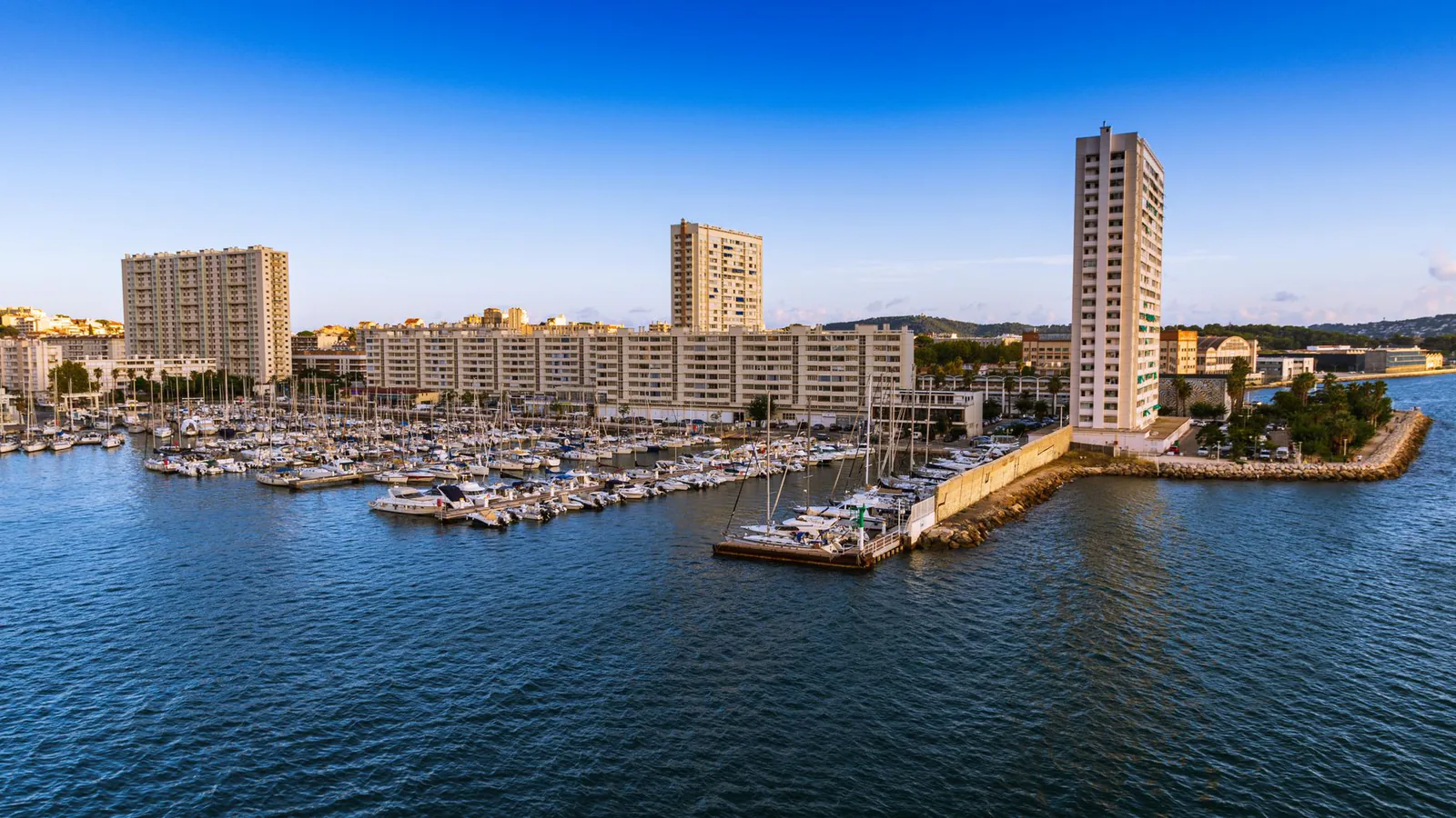Toulon travel guide