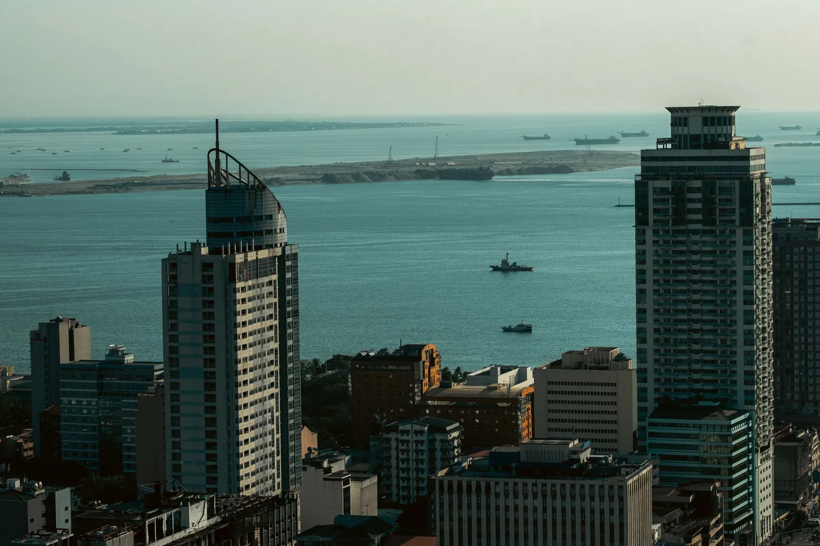 Luanda travel guide
