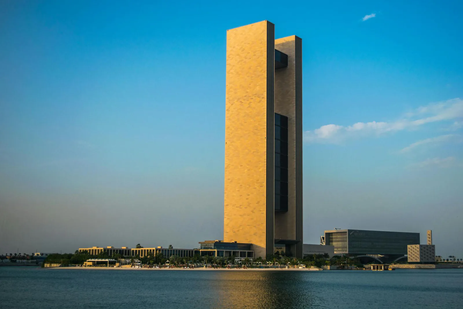 المنامة travel guide