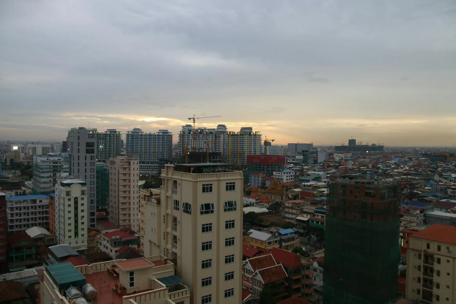 Phnompenha travel guide