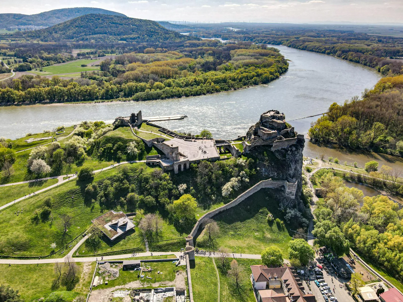 Bratislavský kraj travel guide