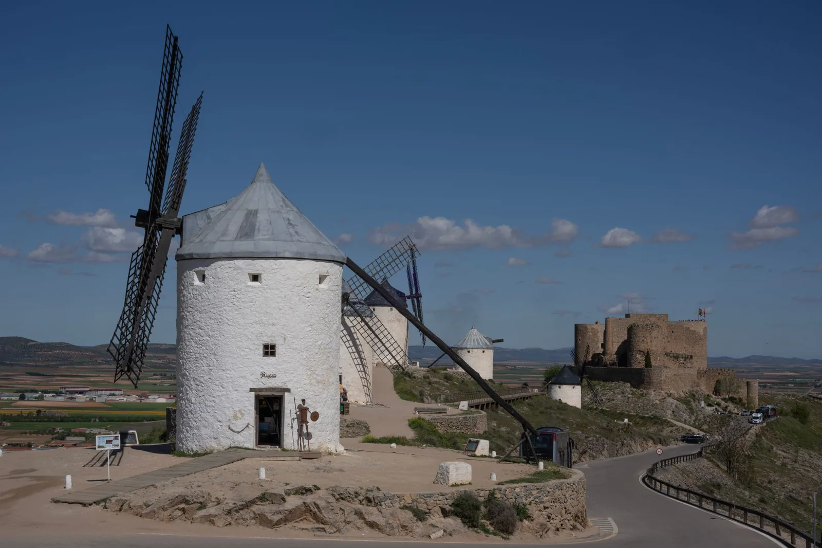 Castilla-La Mancha travel guide