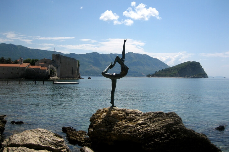 Sculpture "Dancer from Budva"