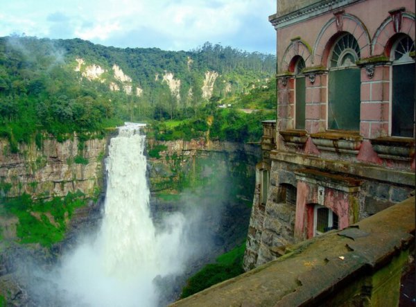 Tekendama-Wasserfälle