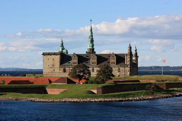 Lâu đài Kronborg