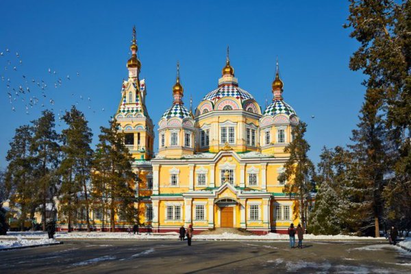 アルマトイ市のヴォズネセンスキー大聖堂