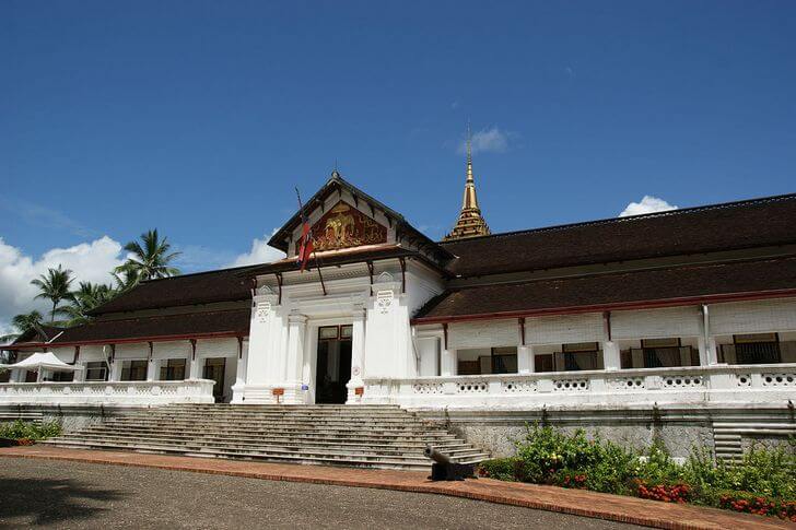 Ho Kham Royal Palace and Temple (Luang Phabang)