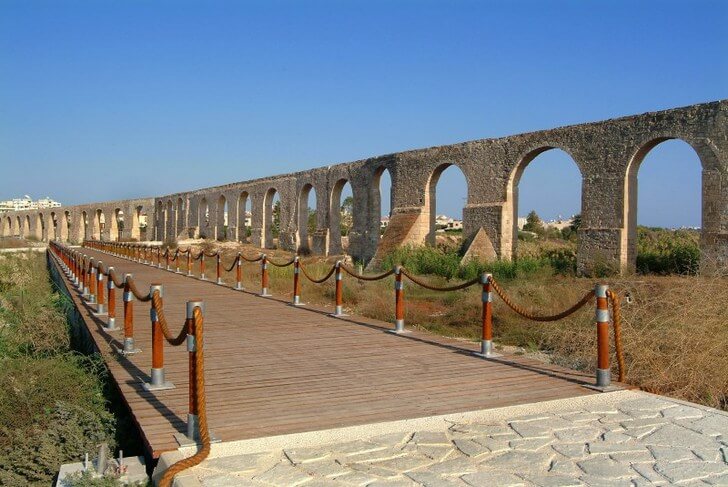 Camares Aqueduct