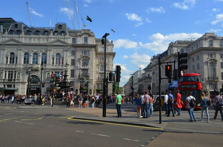 Piccadilly Street and Square