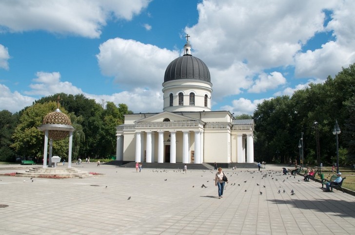 Catedral de la Natividad de Cristo en Chisinau