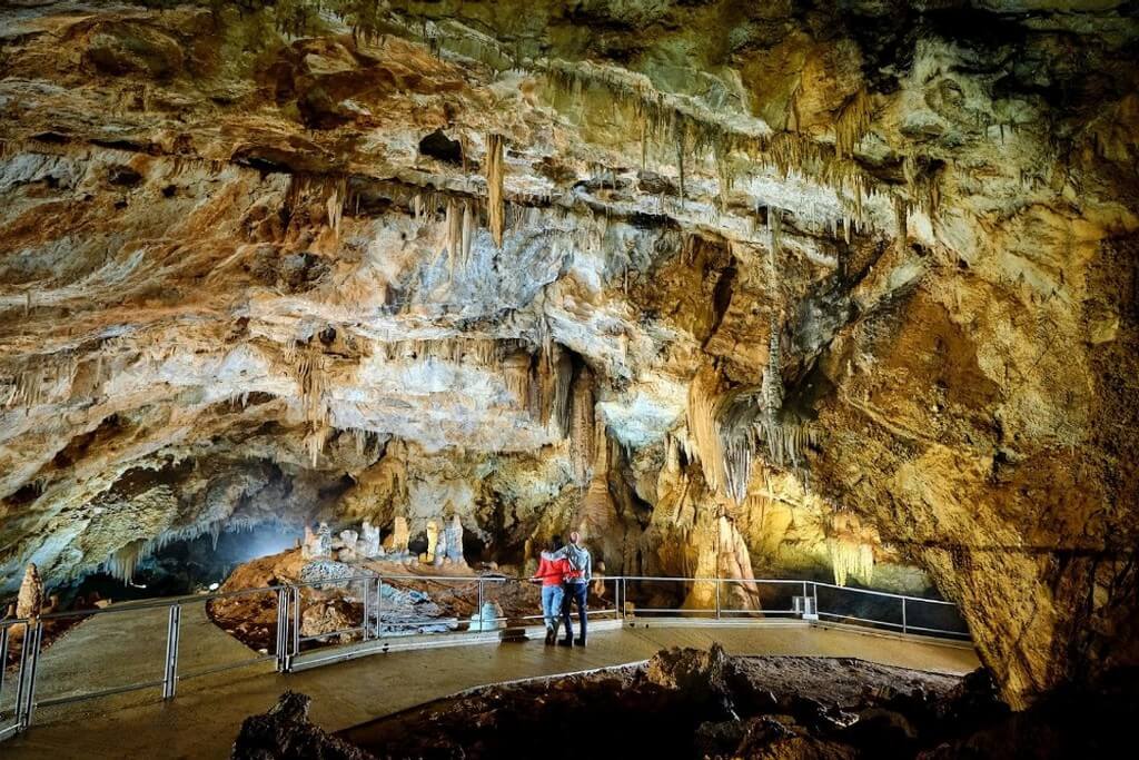 Lipskaya Cave