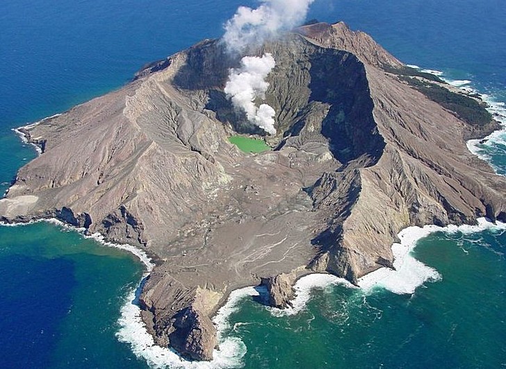 Volcan de l'île blanche