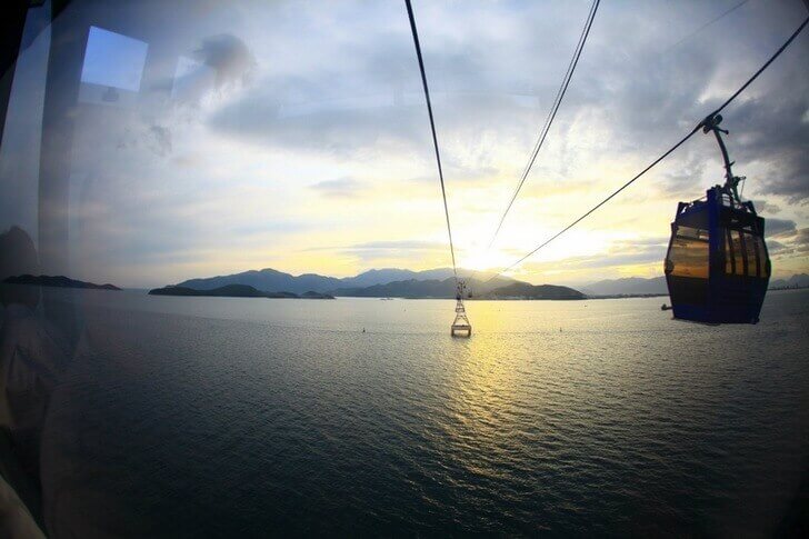 Cable car to Hon Che Island