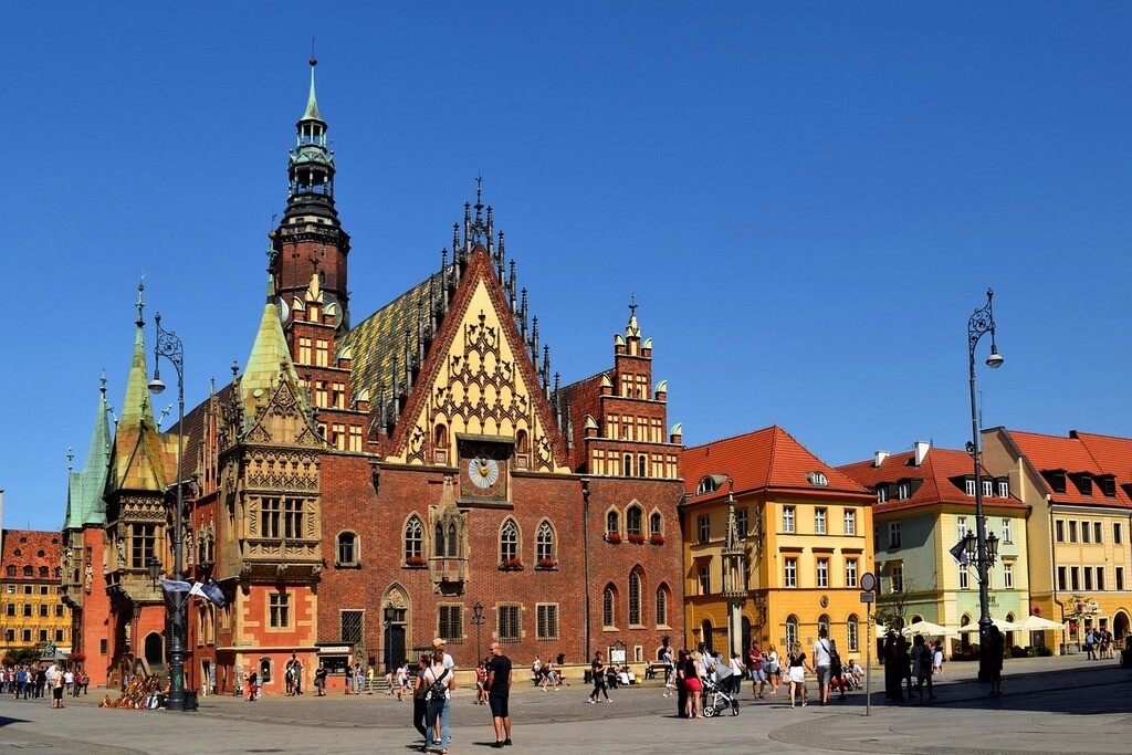 Het stadhuis en het marktplein van Wrocław