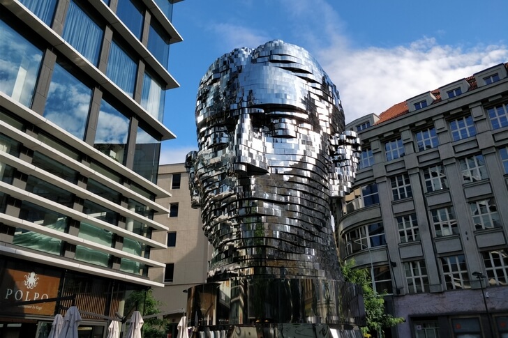 The sculpture "Franz Kafka's Head".