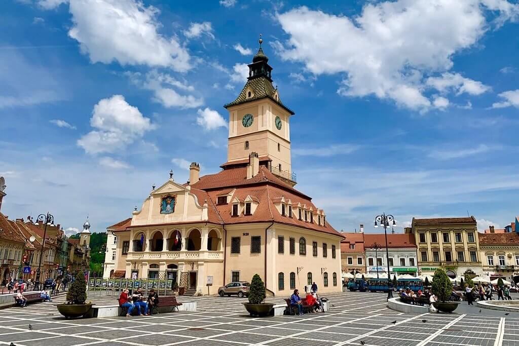 Sfatului Square (Brasov)