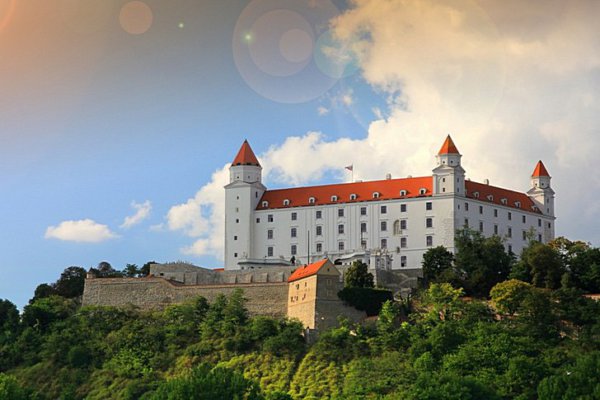 قلعة براتيسلافا