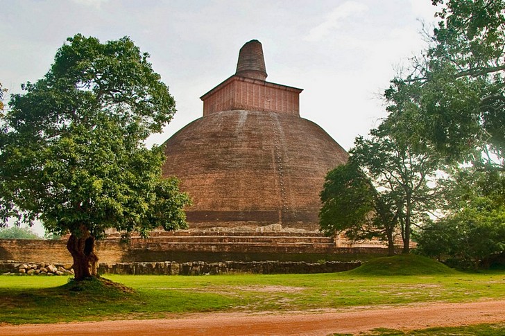 La ville sacrée d'Anuradhapura