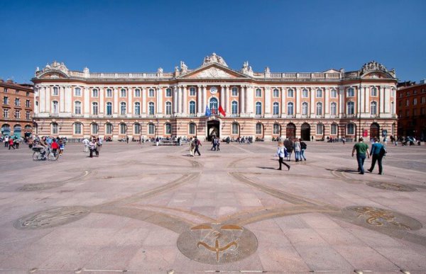 Tòa thị chính Toulouse