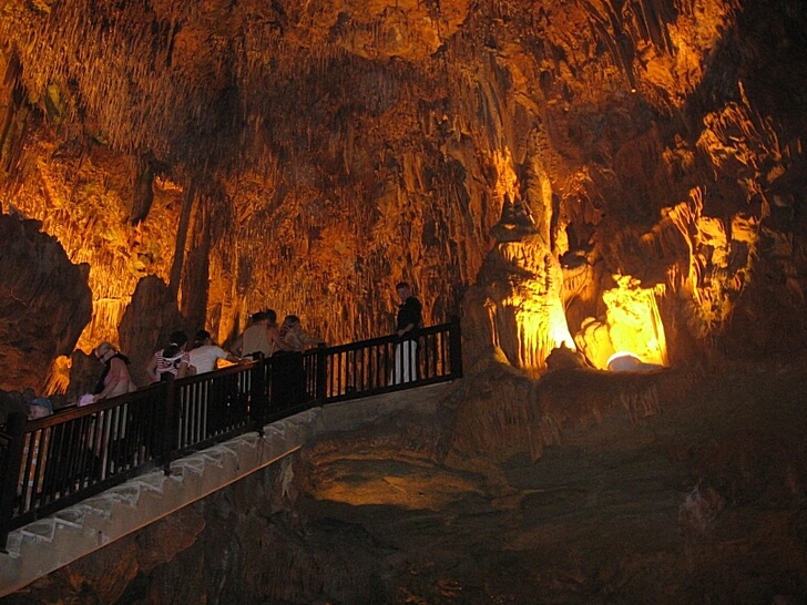 Cueva Damlatash